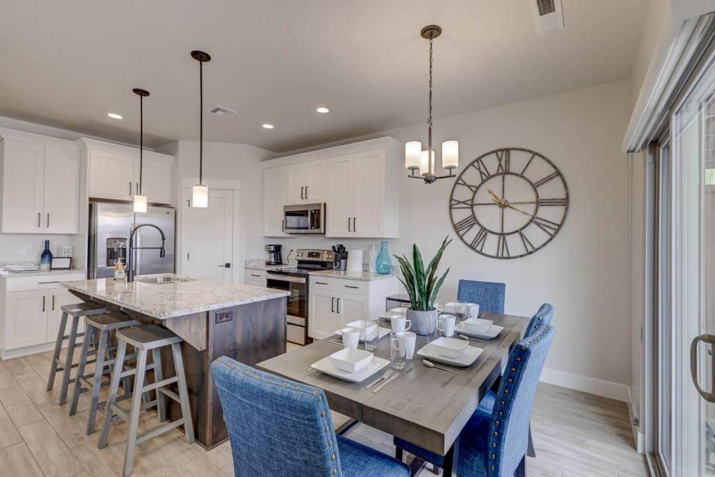 St George, Private Hot Tub/Patio, New Community Villa Washington Bagian luar foto